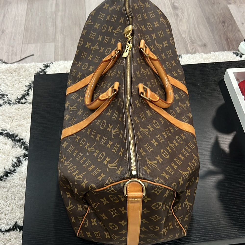Louis Vuitton traveling bag - Picture 5 of 5